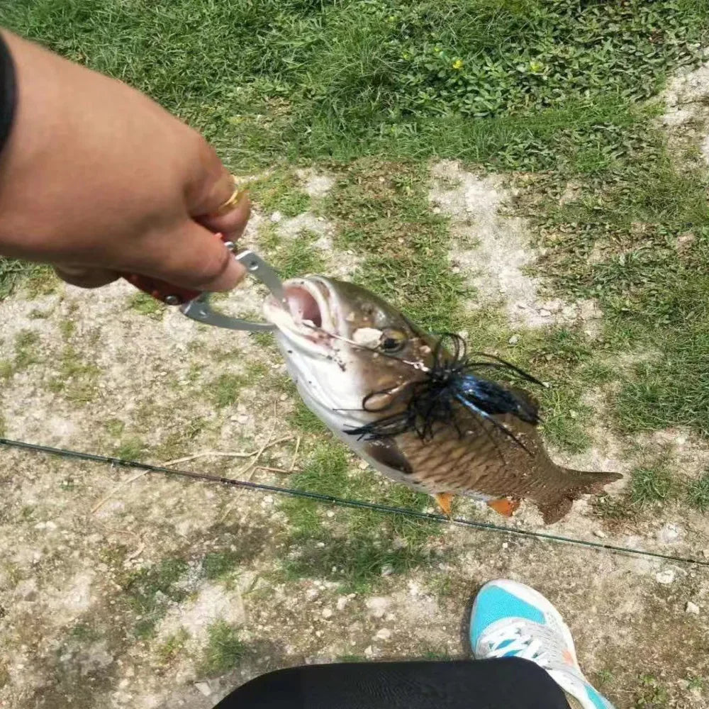 Chatterbait Bladed Fishing Lures Skirted Swim Jigs Bass Baits ChatterBait Jackhammer Trailers Chatter Bait For BlackBass Fishing